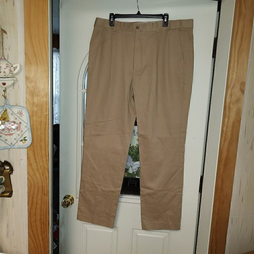 New Architect Straight Fit Khaki Wrinkle Resistant Men's 40/32